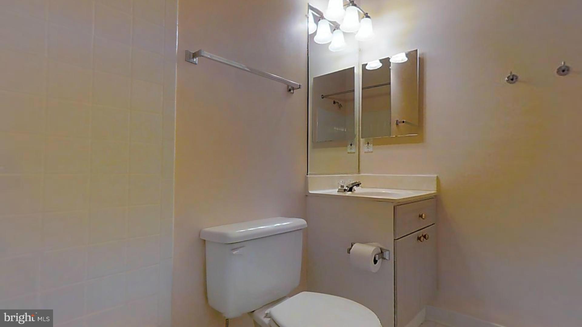 CARDINAL PLACE - Residential Lease