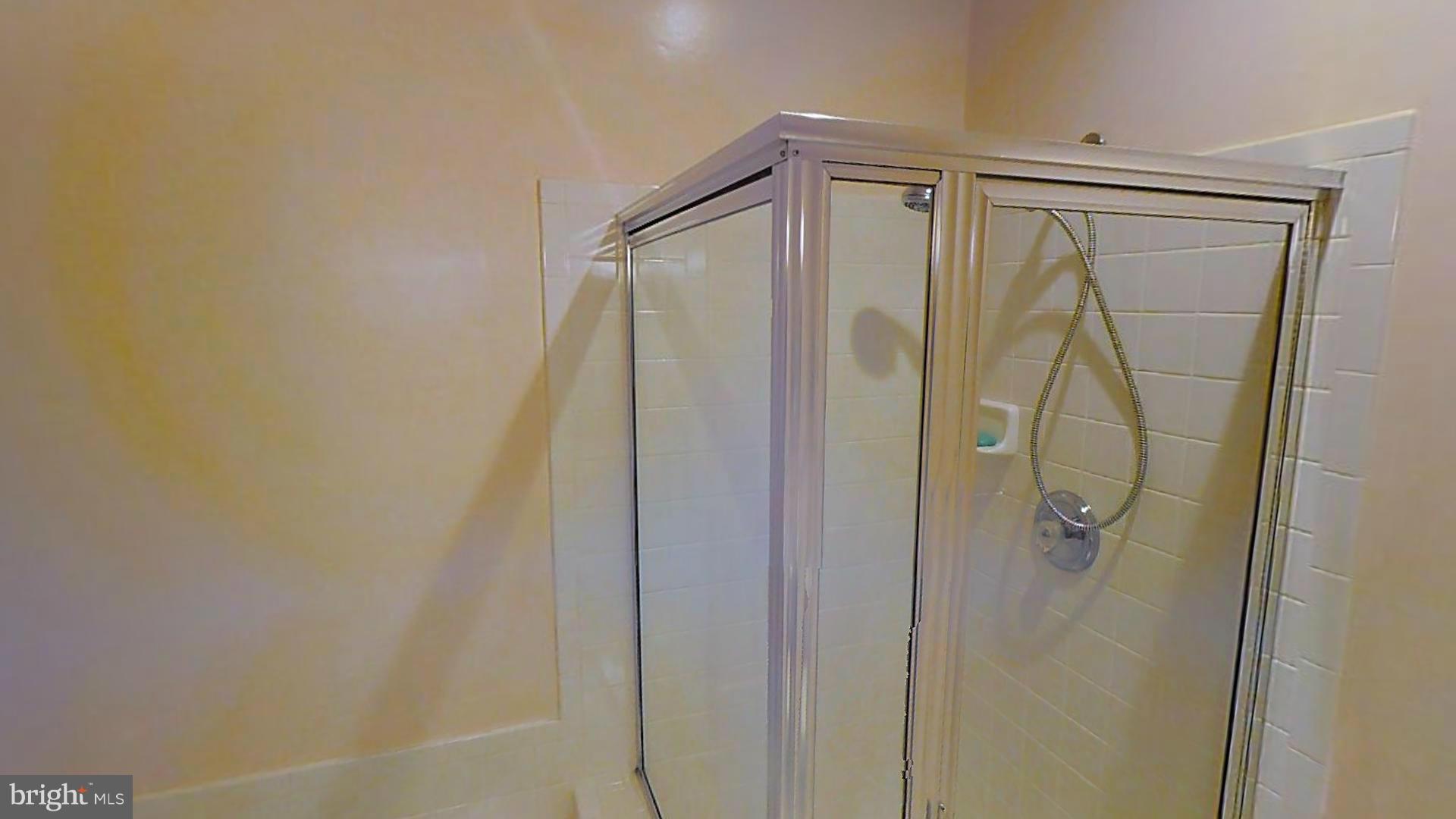 CARDINAL PLACE - Residential Lease