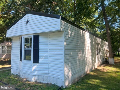 128 IVY RIDGE COURT 128 SMYRNA DE 19977