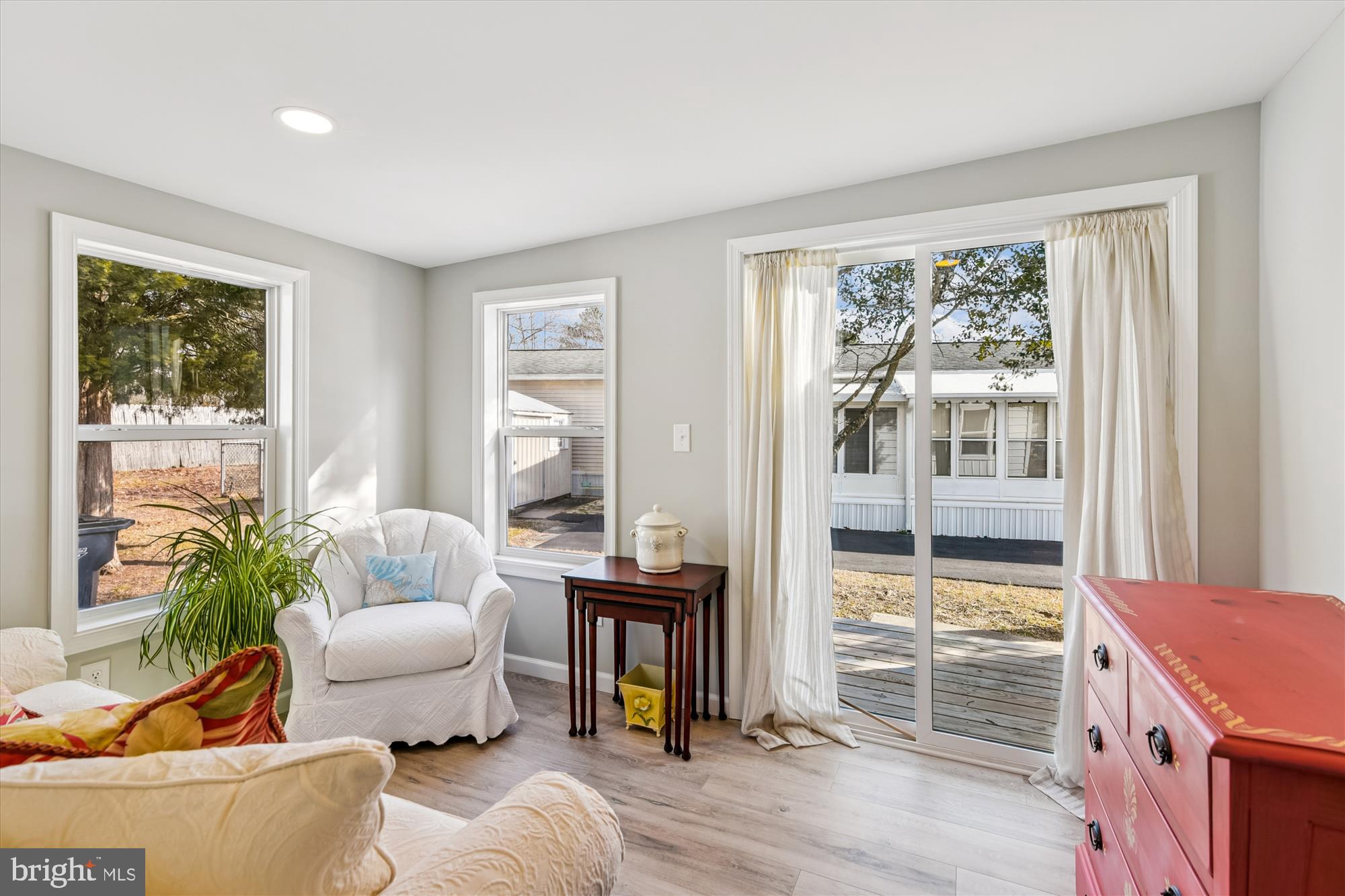 COLONIAL EAST MHP - Residential