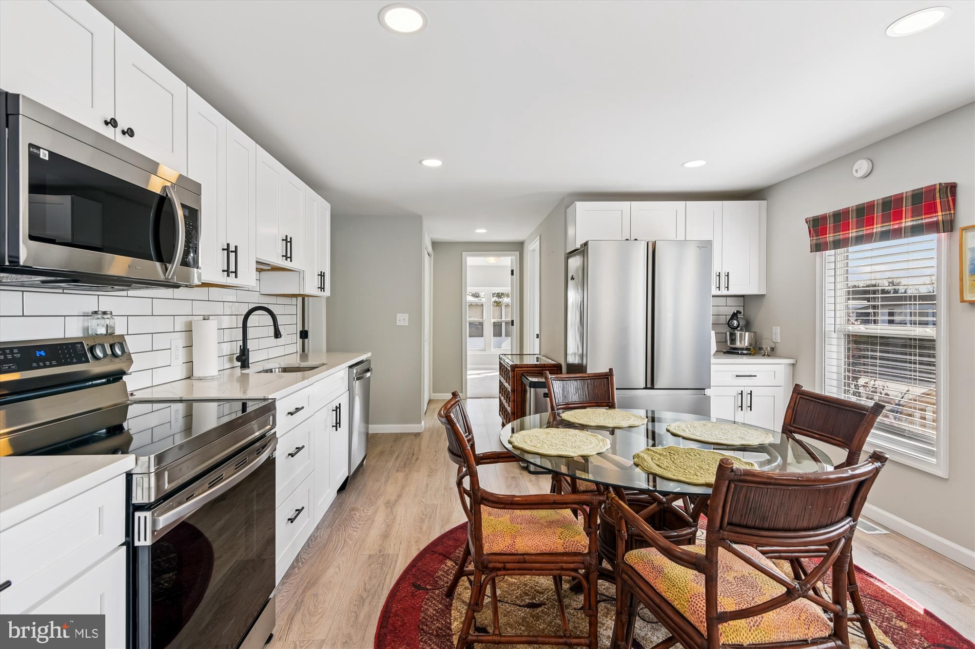 COLONIAL EAST MHP - Residential