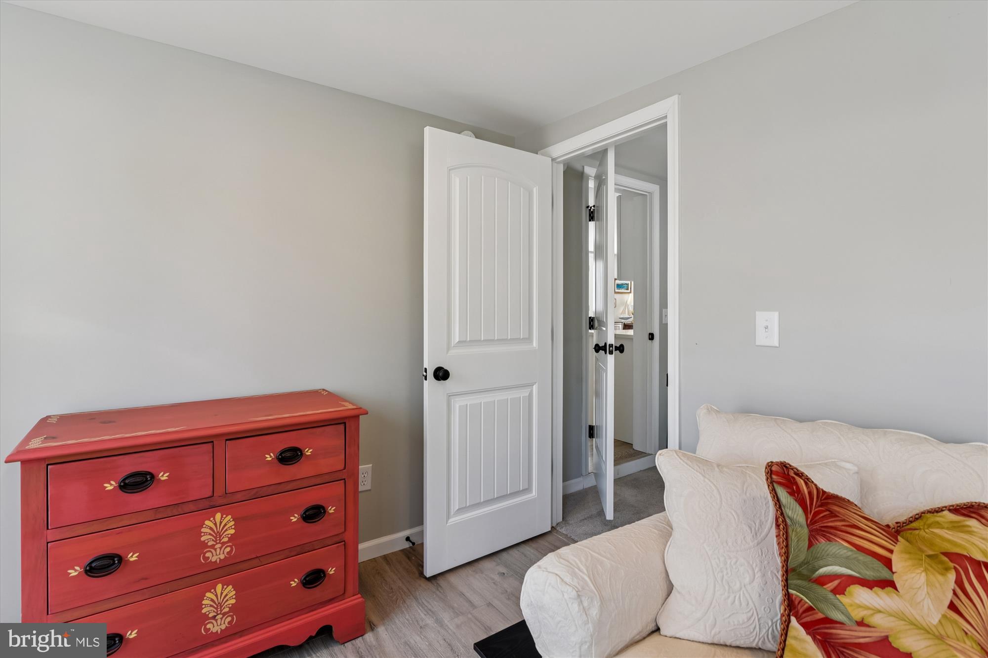 COLONIAL EAST MHP - Residential