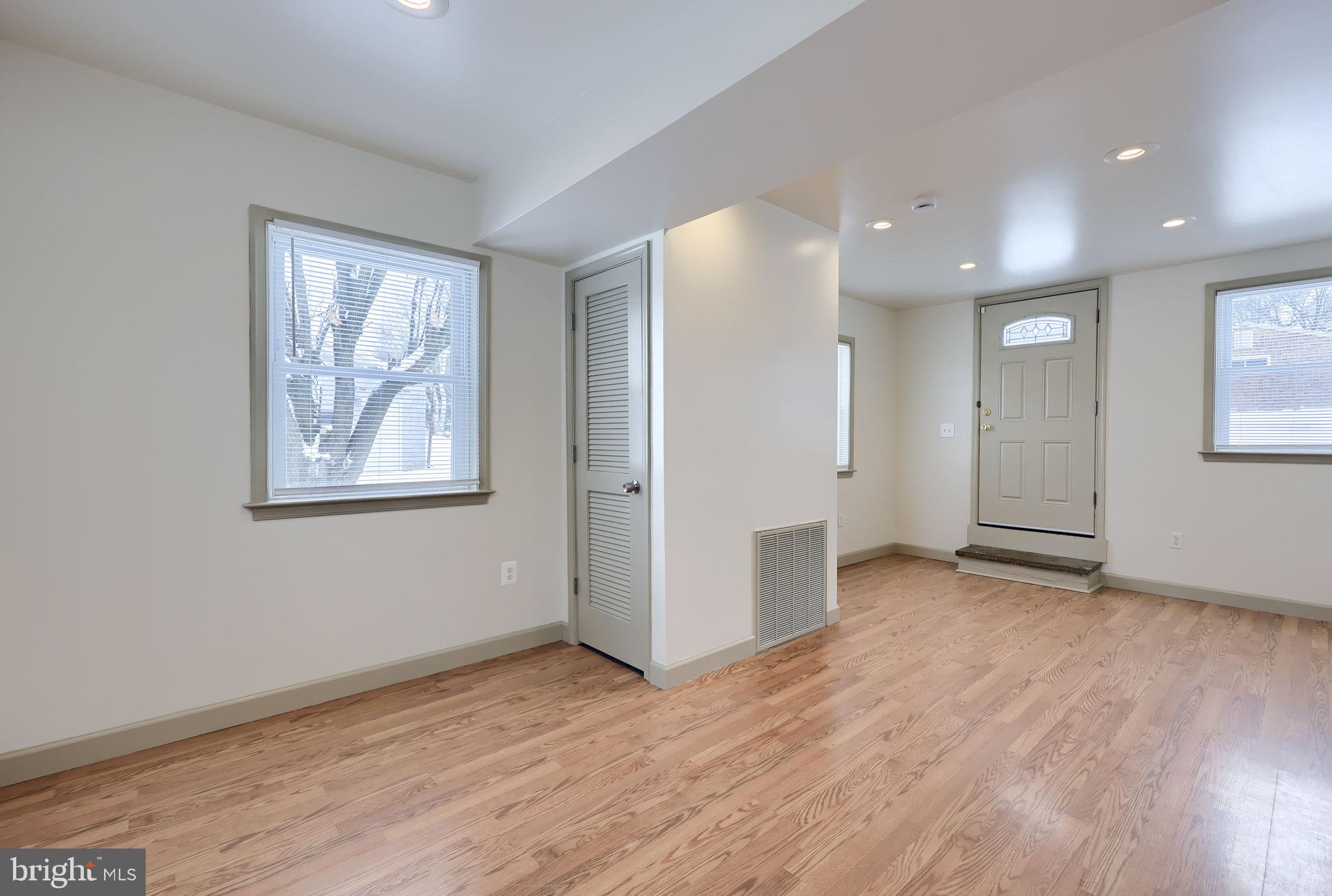 RED LION BORO - Residential