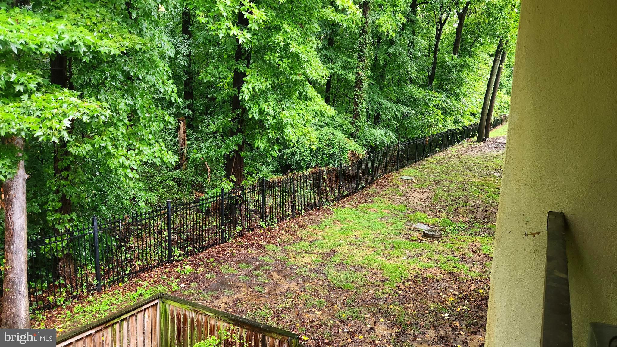 TREETOP CONDO - Residential