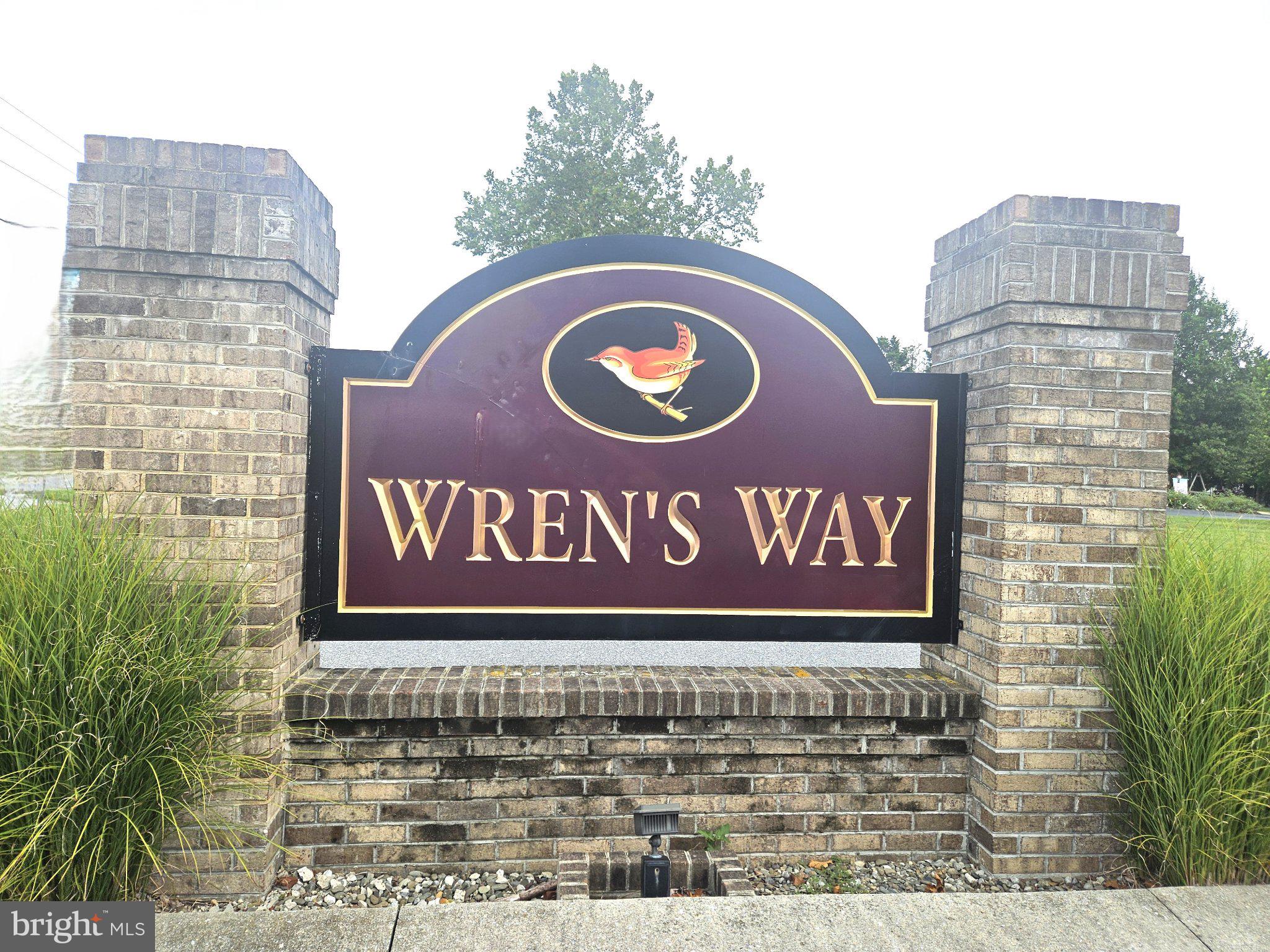 40 S WRENS WAY