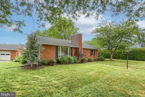 702 S 1ST AVENUE LEBANON PA 17042