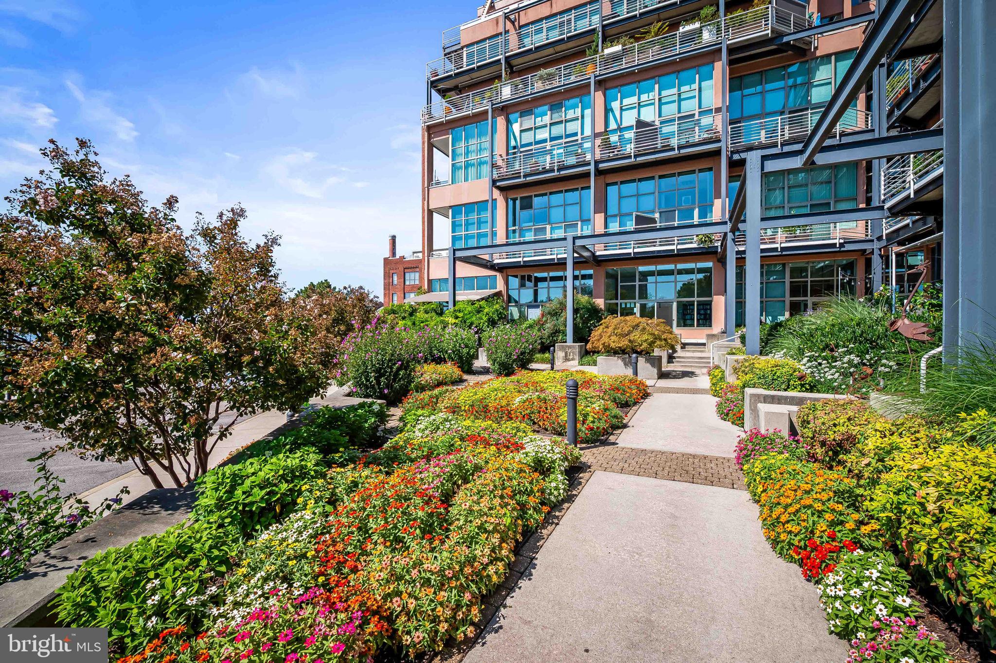 2901 BOSTON STREET 106