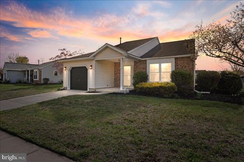 38 PINECREST DRIVE WOODBURY NJ 08096