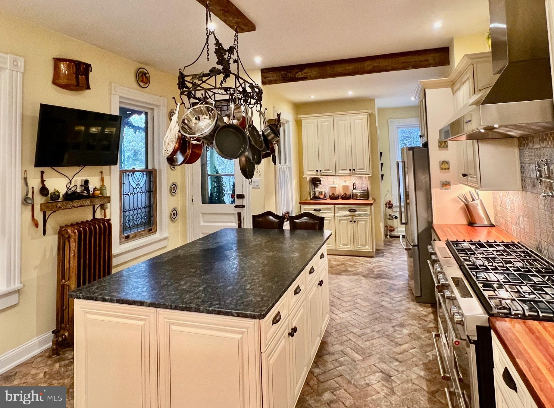 CENTRE PARK HISTOR - Residential