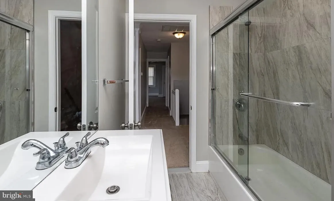 Wayne, Pennsylvania 19087, United States, 6 Bedrooms Bedrooms, ,4 BathroomsBathrooms,Residential,Active,153199