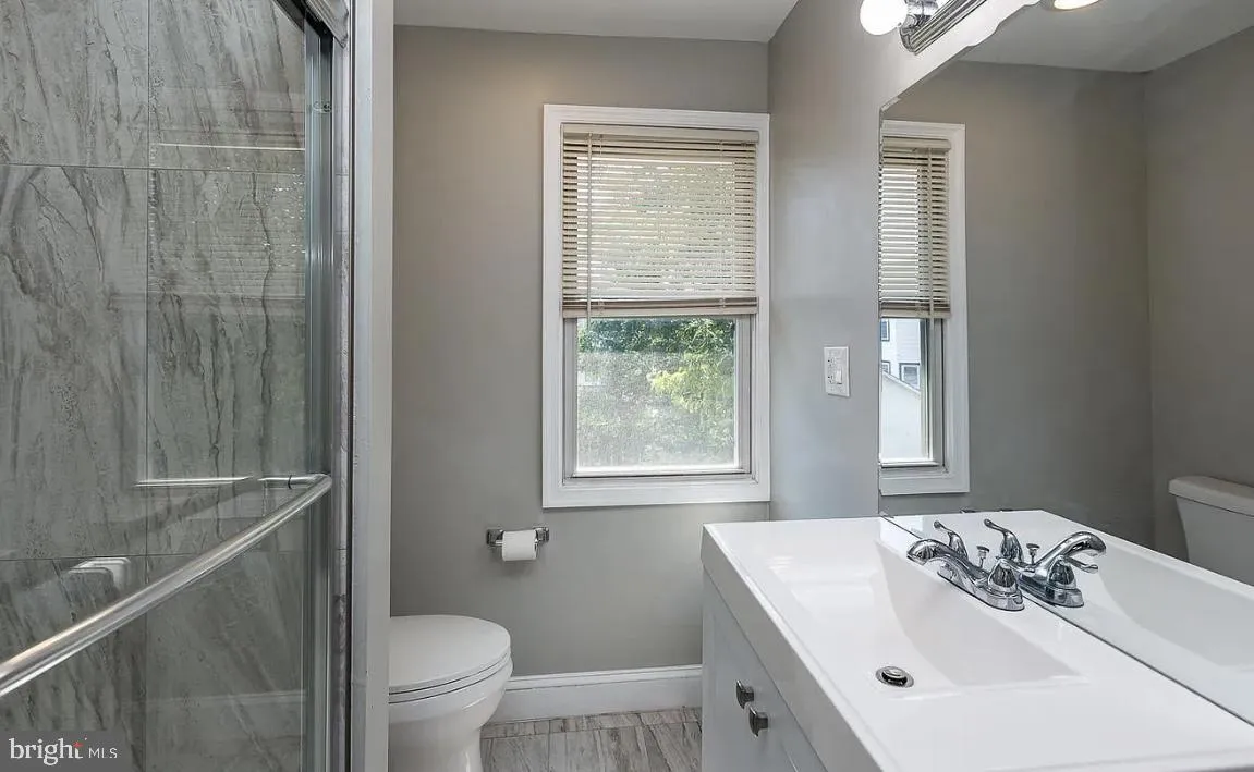 Wayne, Pennsylvania 19087, United States, 6 Bedrooms Bedrooms, ,4 BathroomsBathrooms,Residential,Active,153199