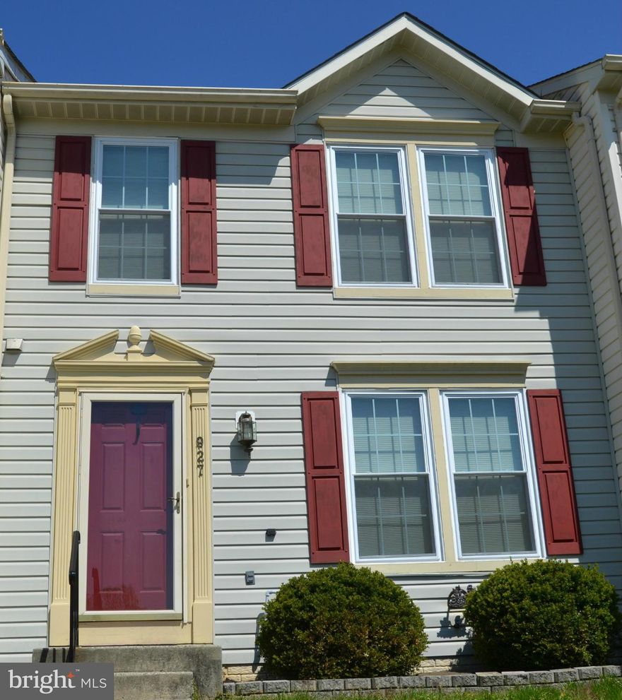 Great Rental Opportunity in Irwin's Choice.  Cozy eat in kitchen with sliders to the deck.Master bedroom has a large walk-in closet. The back yard is fully fenced and the basement is nicely finished. Snap it up before it goes.