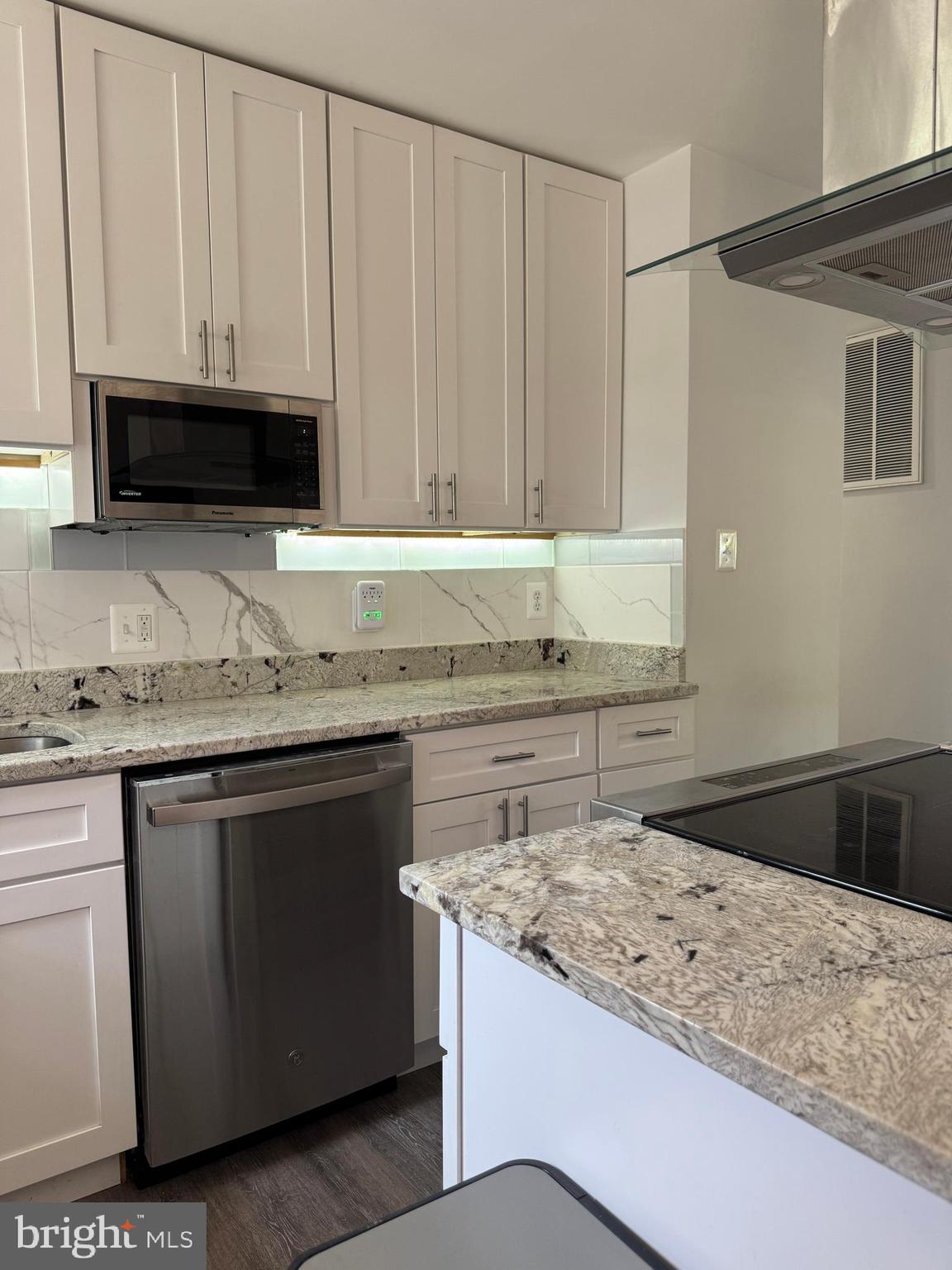 MARUMSCO HILLS - Residential Lease