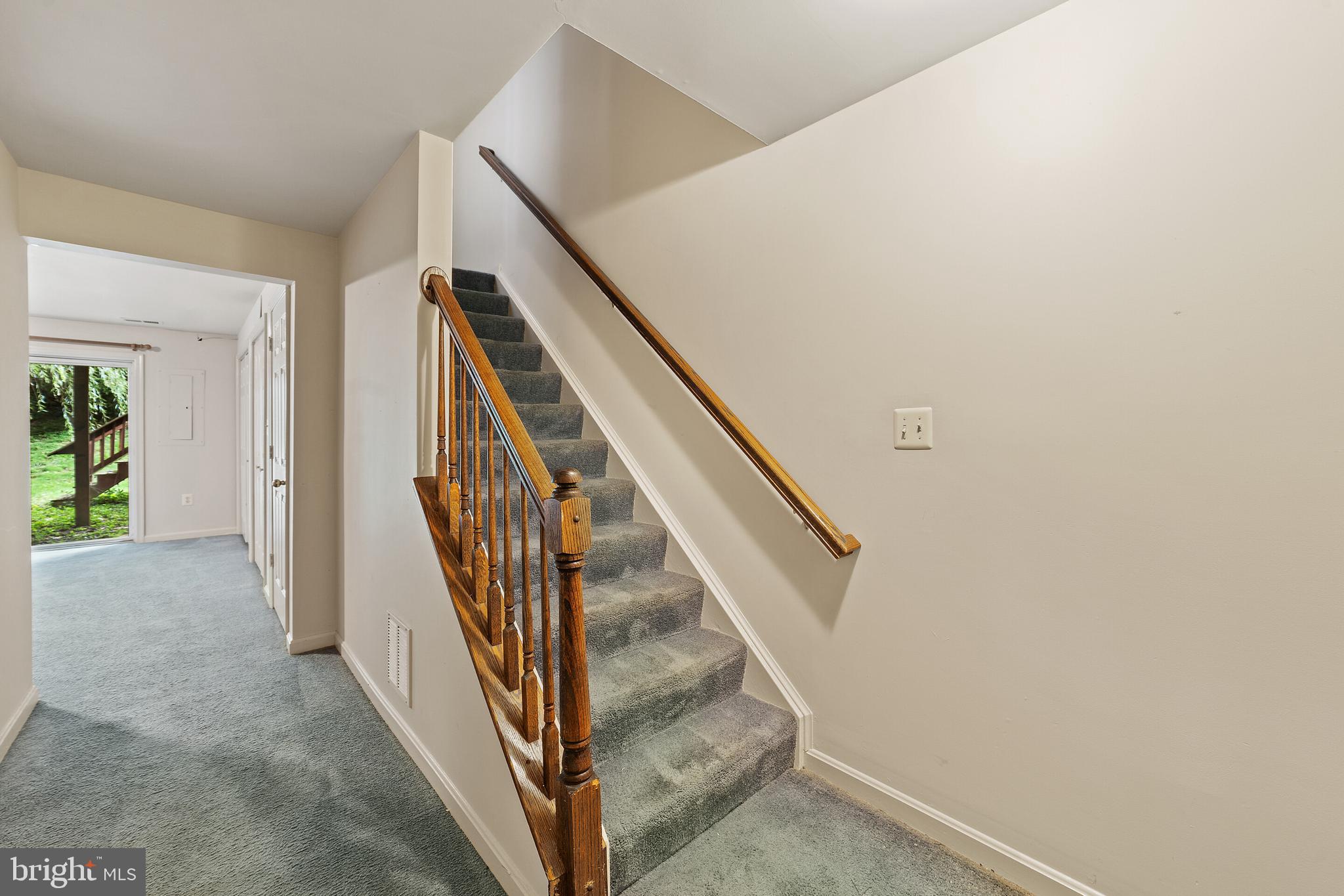 HIGHLAND - Residential Lease