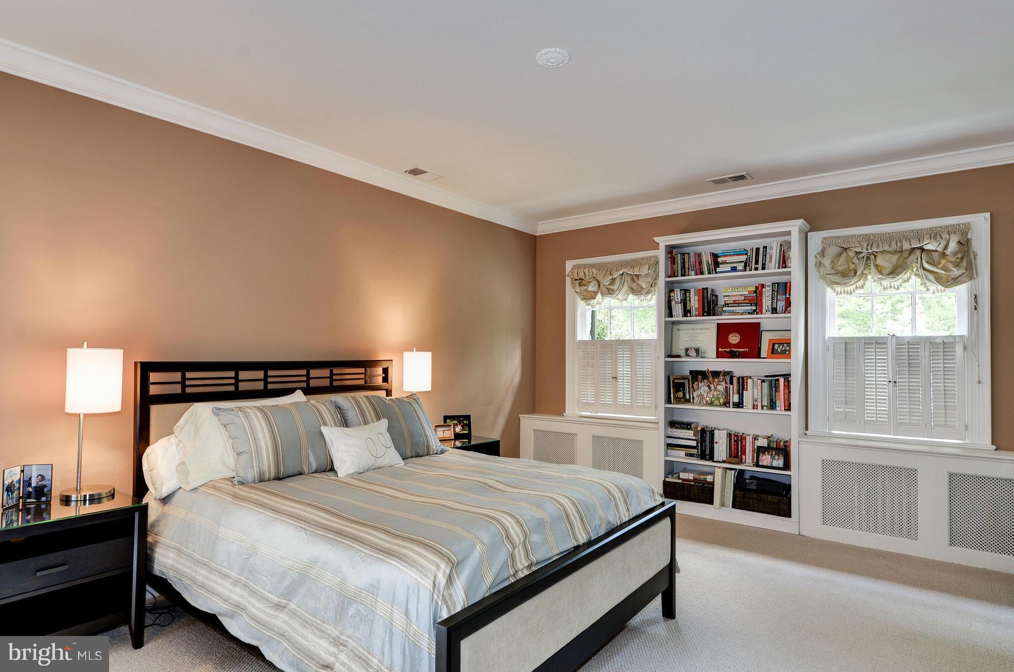 CHEVY CHASE GARDENS - Residential