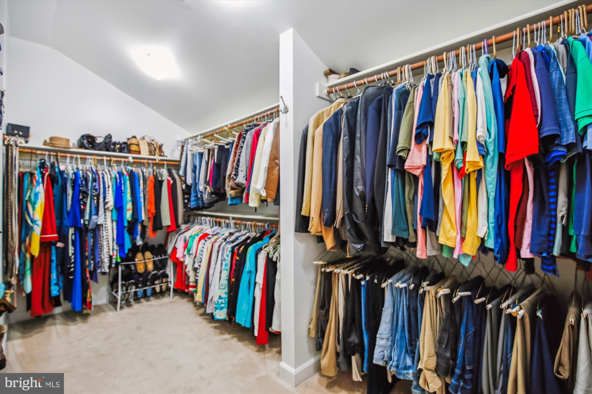 FAIR OAKS GLEN - Residential