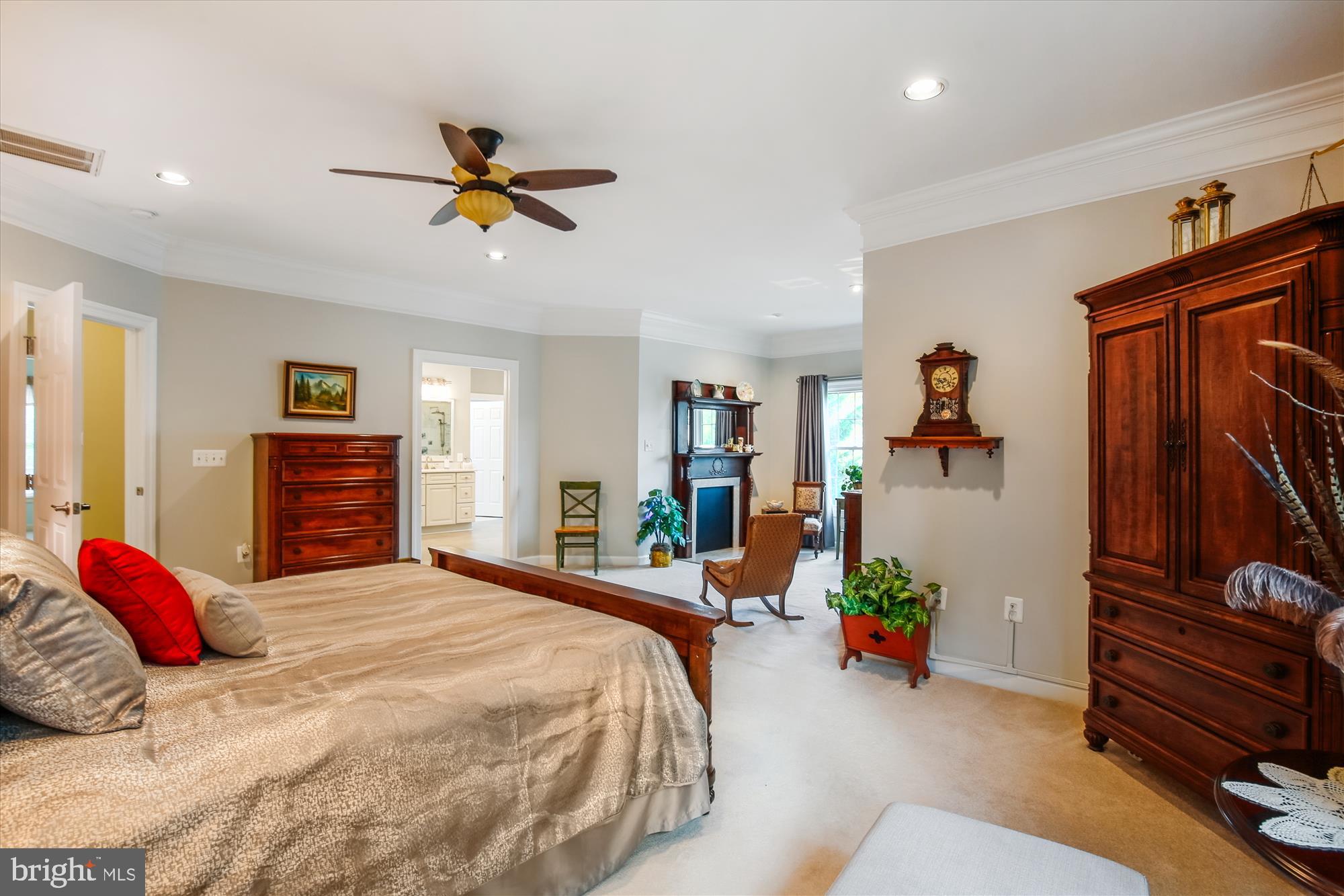 FAIR OAKS GLEN - Residential