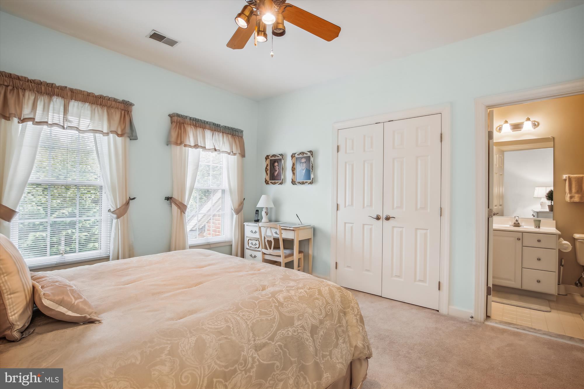 FAIR OAKS GLEN - Residential