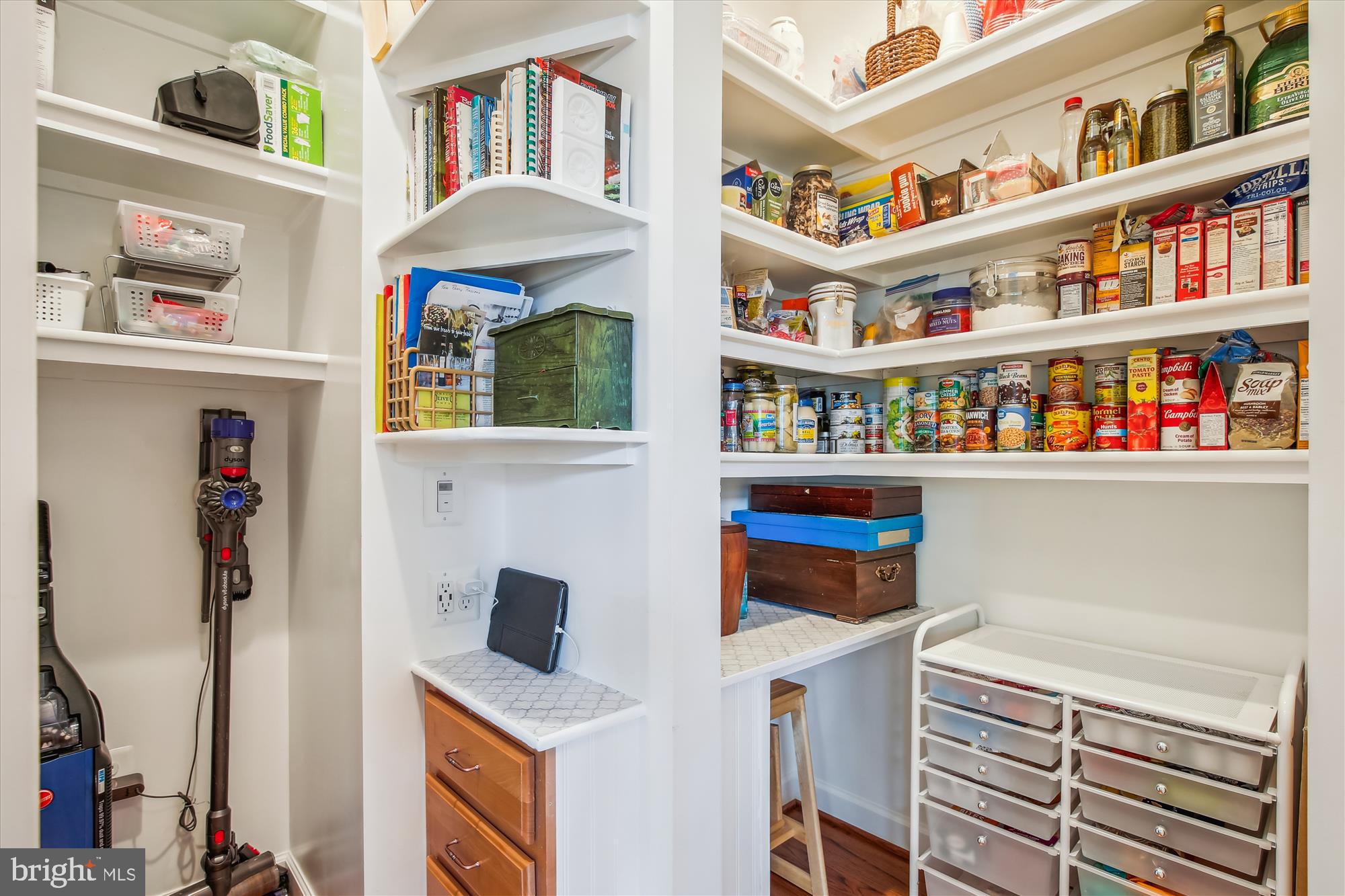 FAIR OAKS GLEN - Residential