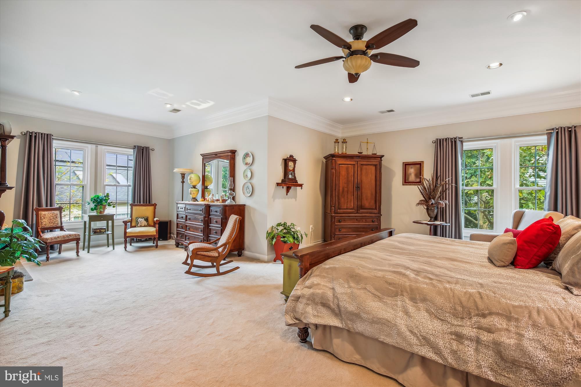 FAIR OAKS GLEN - Residential