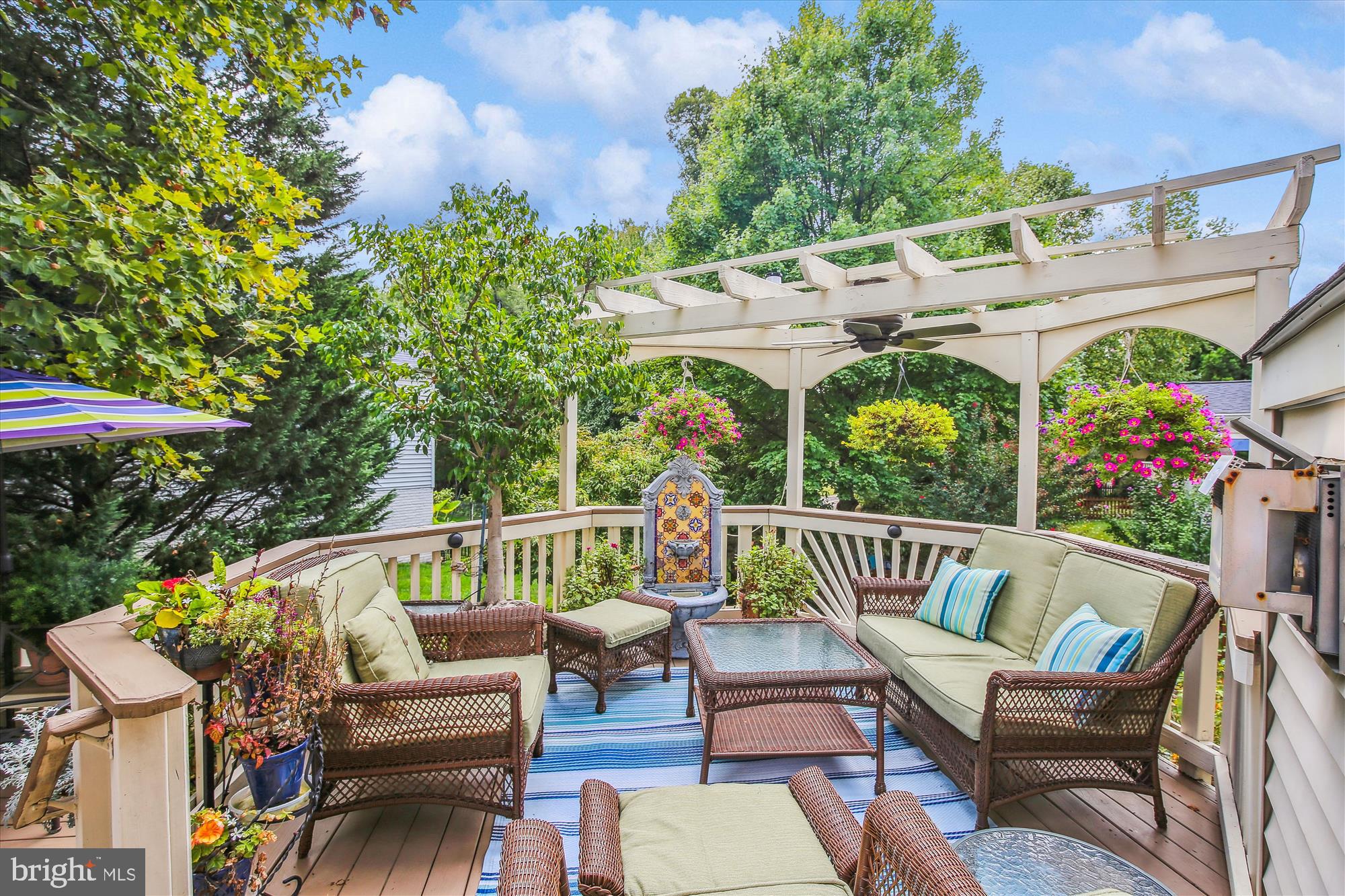 FAIR OAKS GLEN - Residential