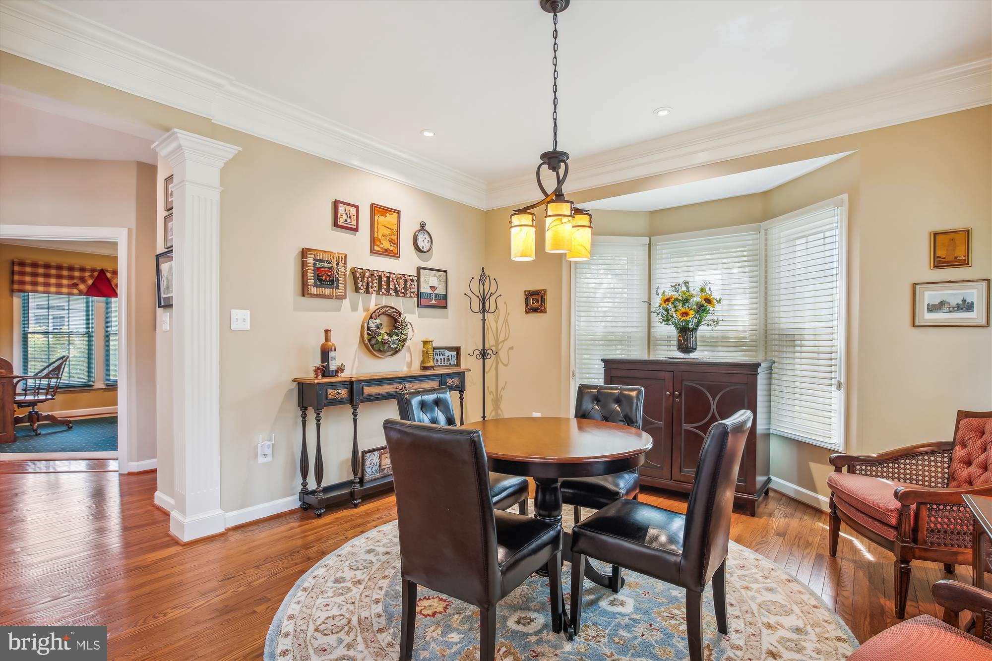 FAIR OAKS GLEN - Residential