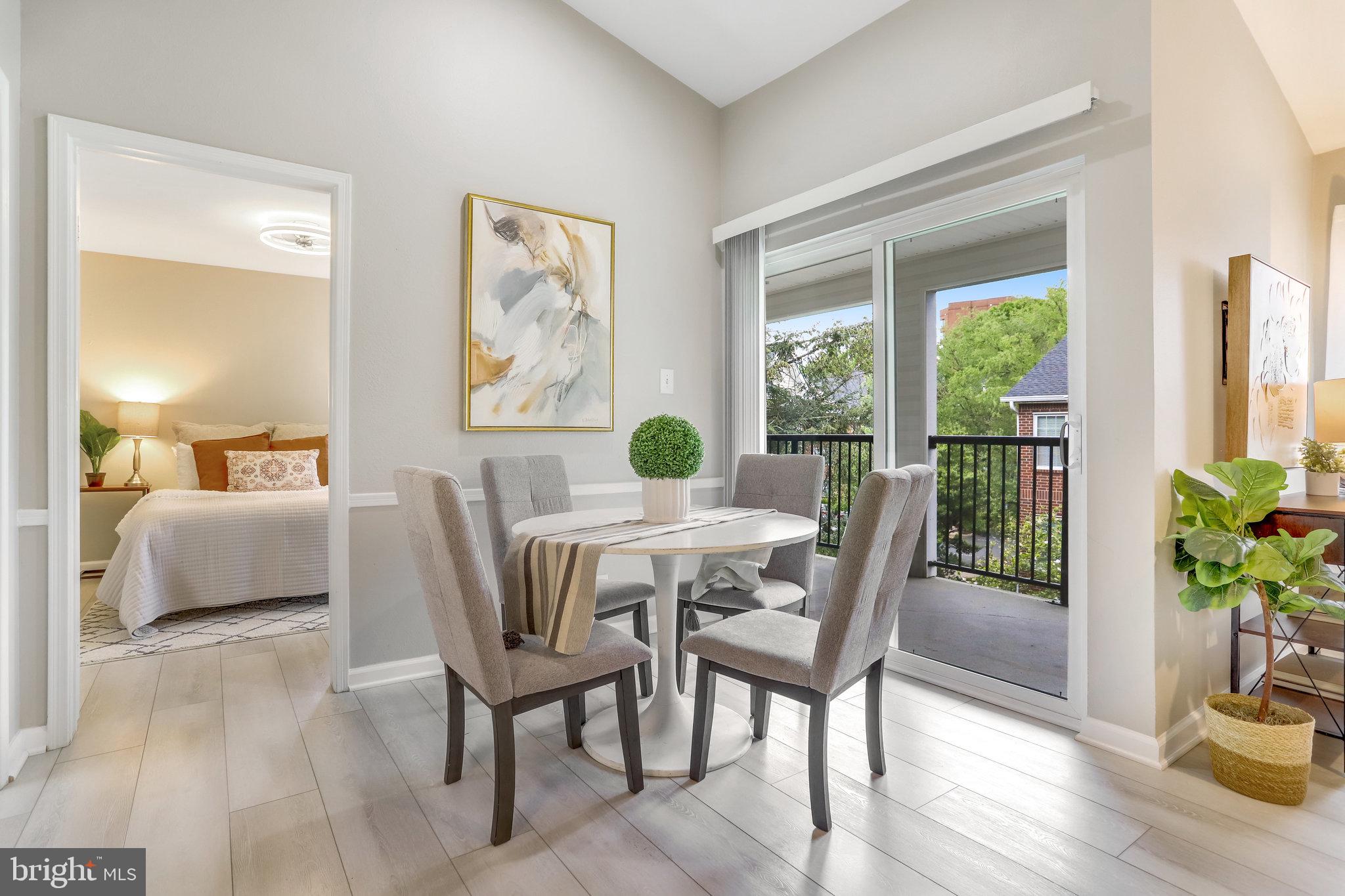 POINTE AT PARK CENTER - Residential