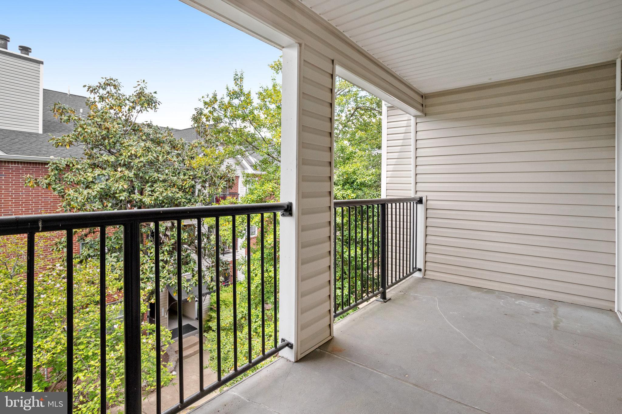 POINTE AT PARK CENTER - Residential