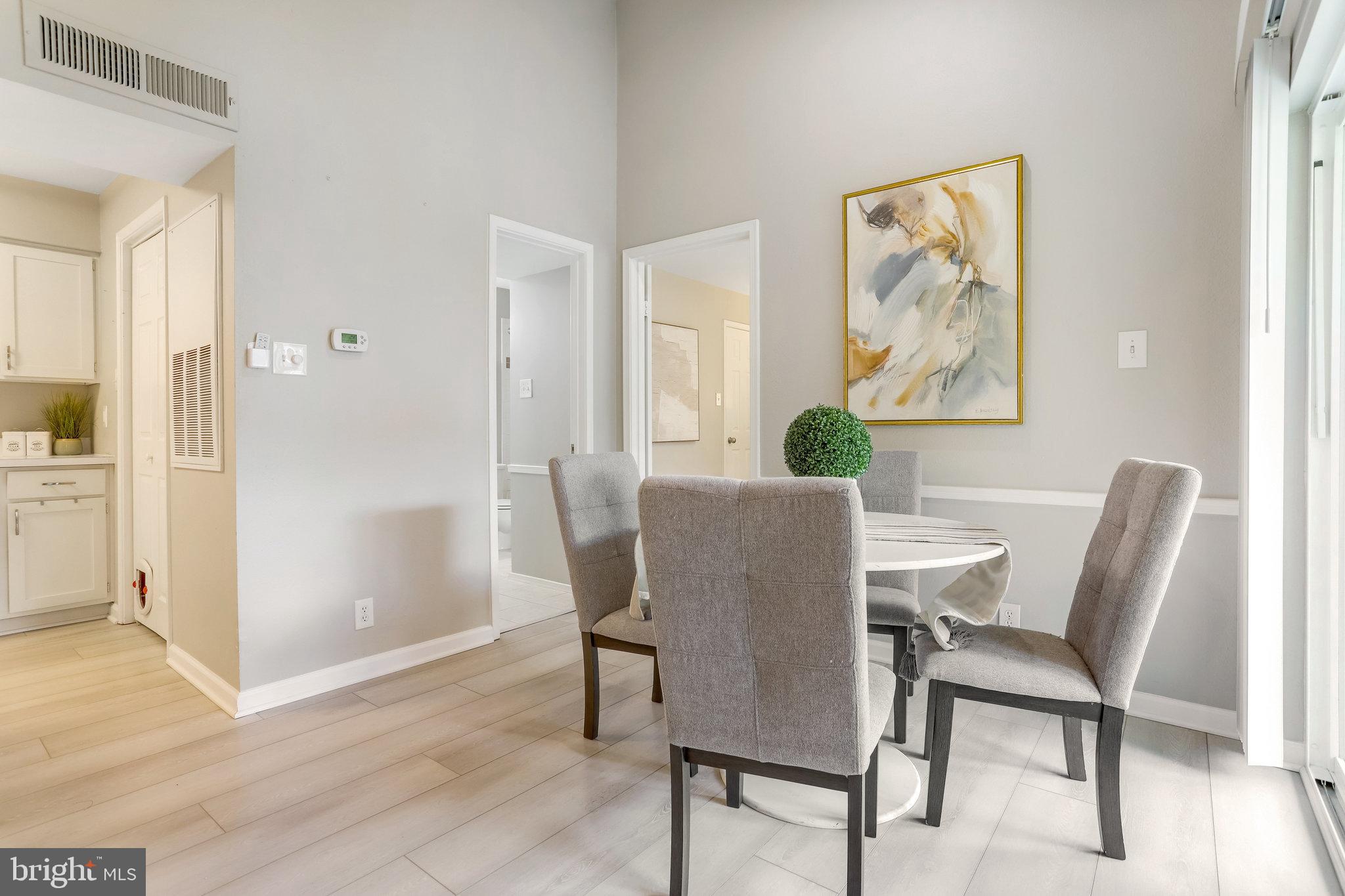 POINTE AT PARK CENTER - Residential