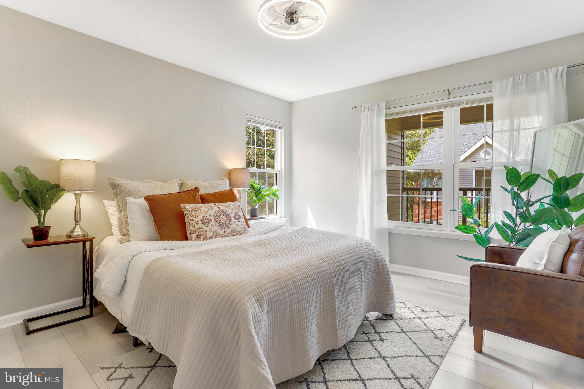 POINTE AT PARK CENTER - Residential