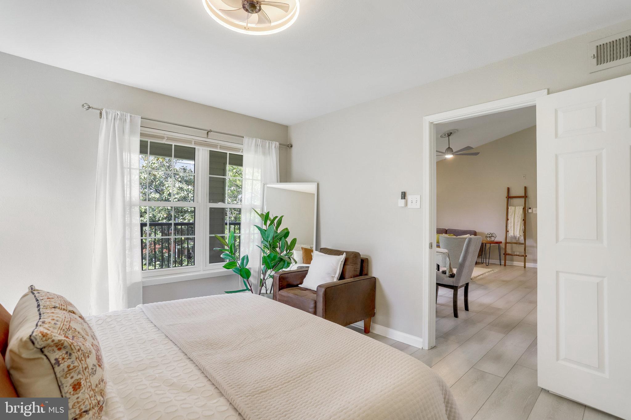 POINTE AT PARK CENTER - Residential