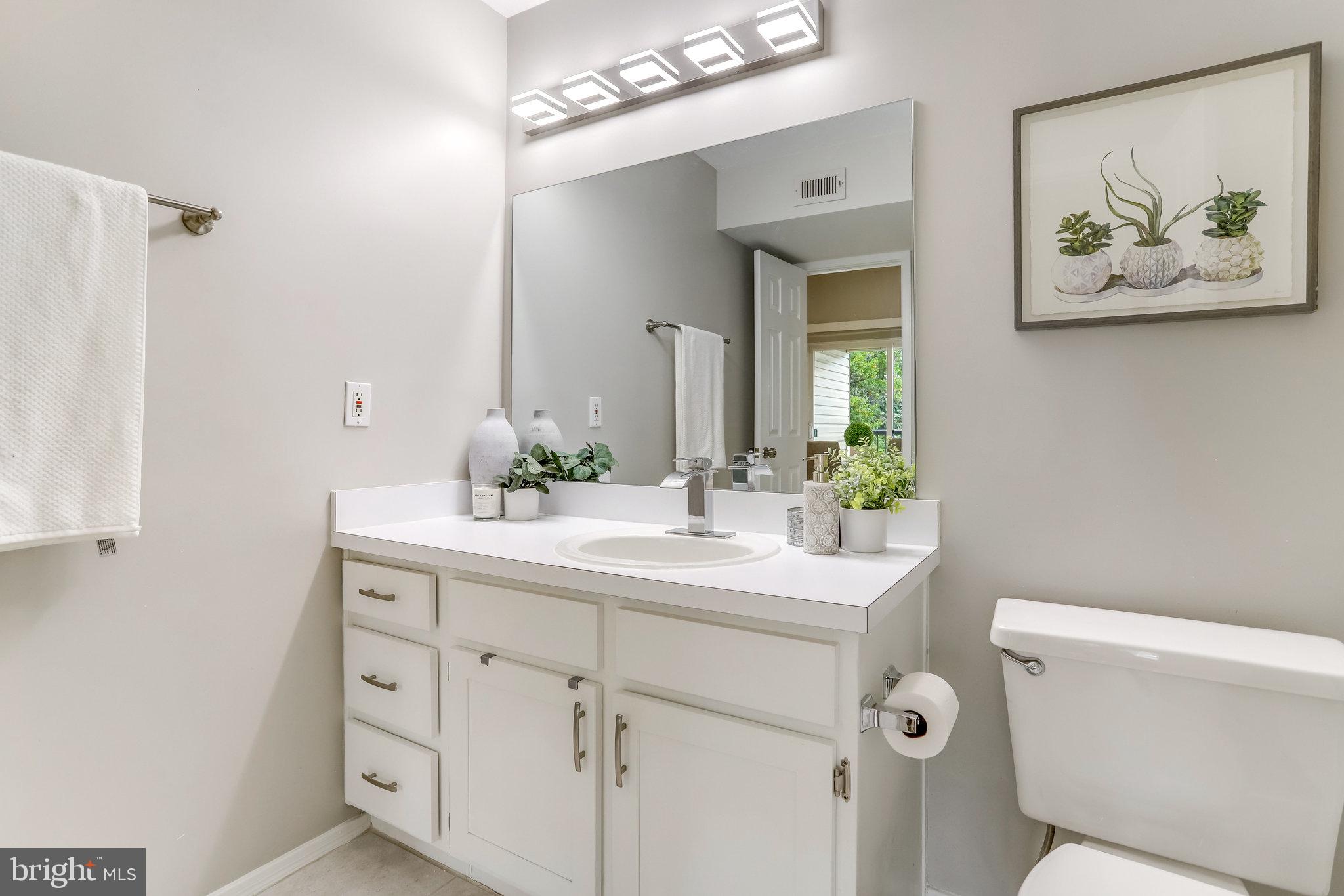 POINTE AT PARK CENTER - Residential