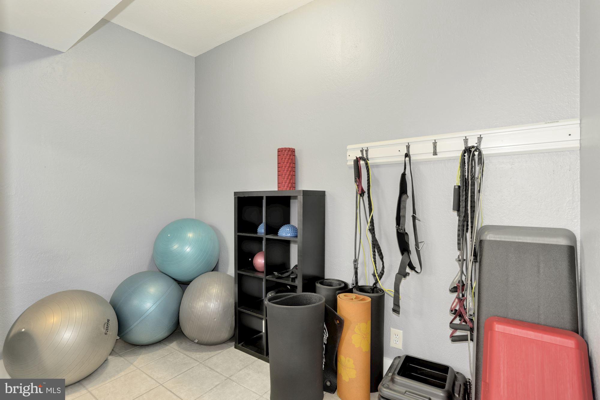 POINTE AT PARK CENTER - Residential