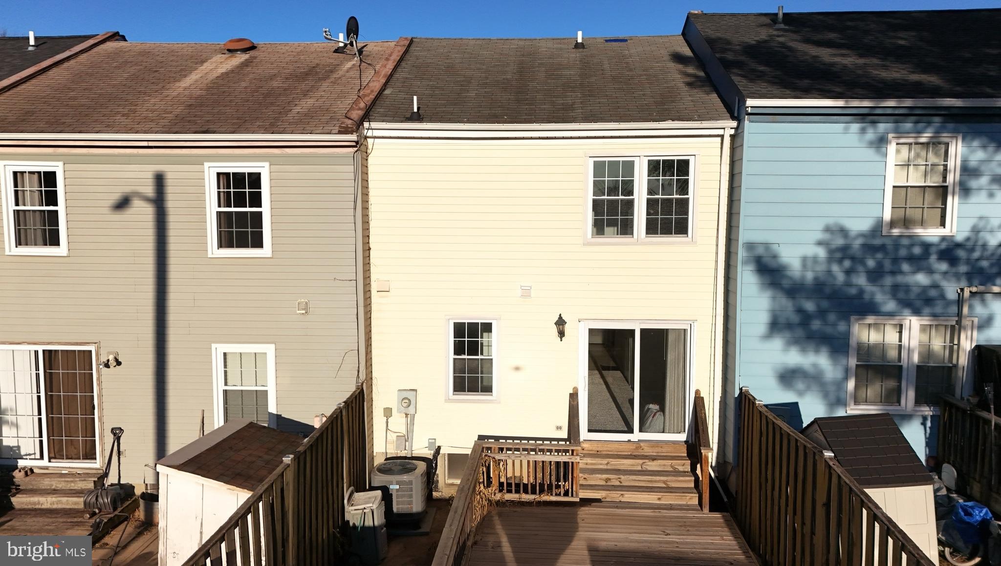 BRISTOE STATION - Residential