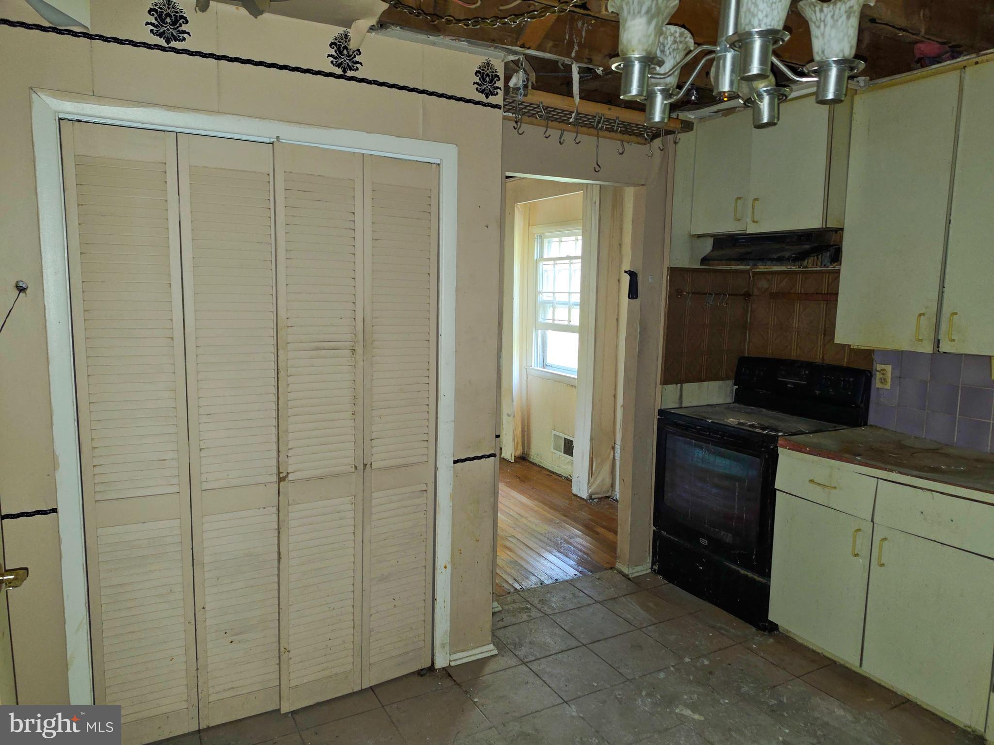 HATHAWAY - Residential