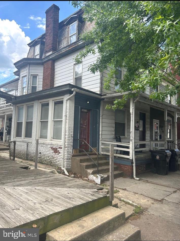 1615 DERRY STREET