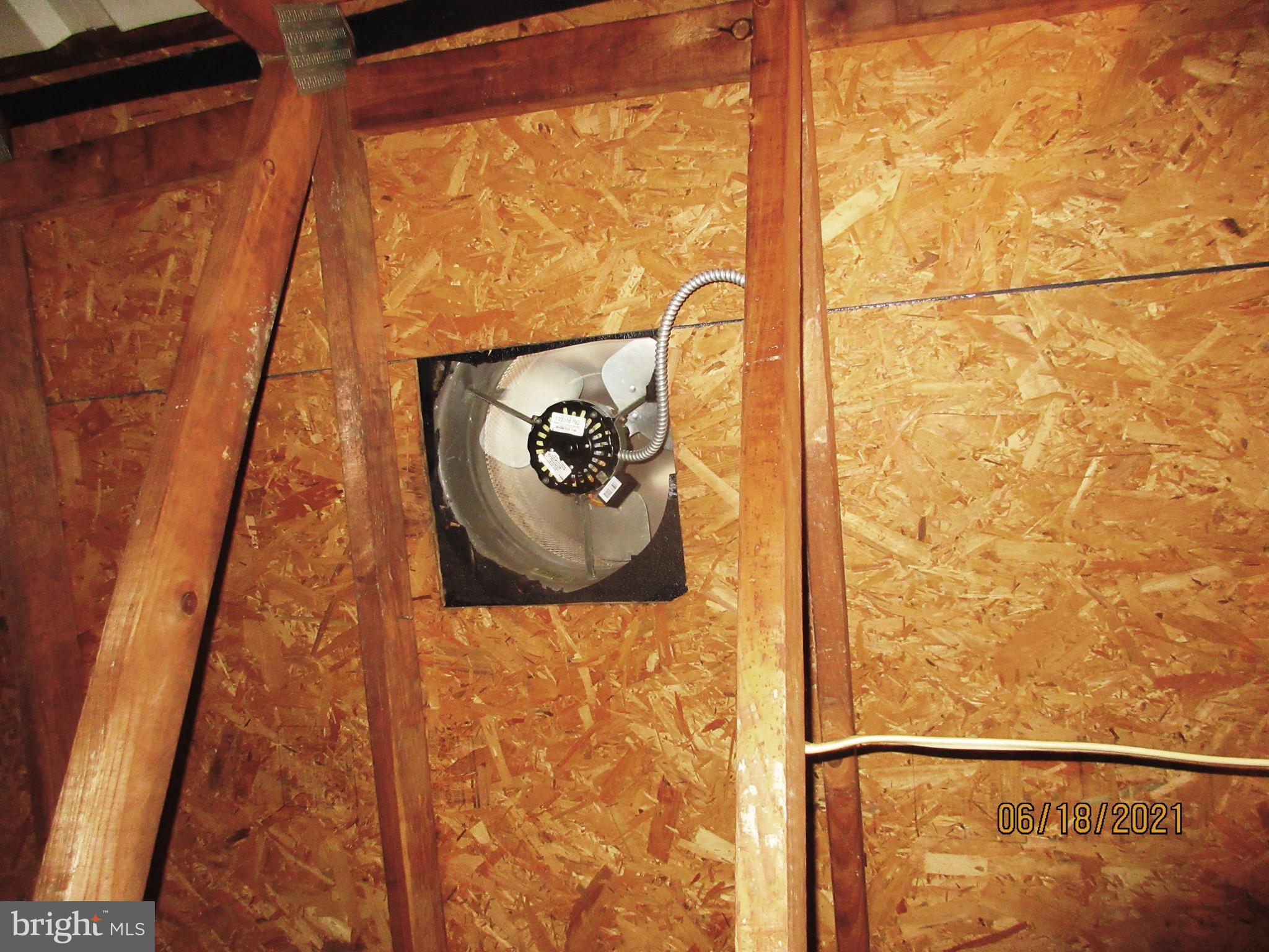 LAKE RIDGE - ANTIETAM - Residential