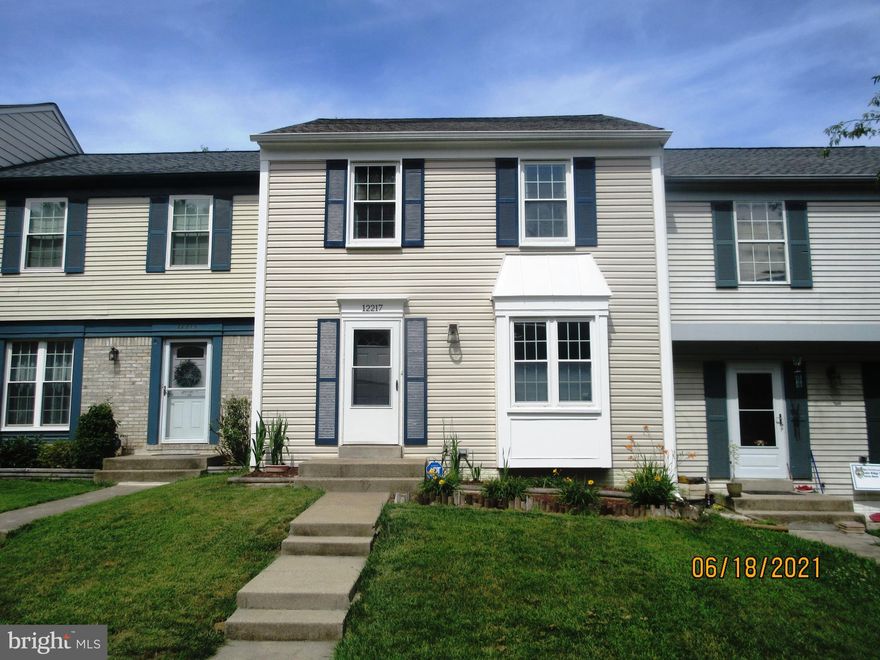 Seller may need short rent back. Do not show it with out seller confirmation, alarm will go off. No sign still. What a great opportunity to own a three-level townhouse. Very well maintained, newer windows, full bathroom, main entrance door, newer granite counters and both sliding glass doors. Deck post support footings redone on 2019, Walk out from the basement to the fenced-in backyard, walking distance to pool and nice playground.