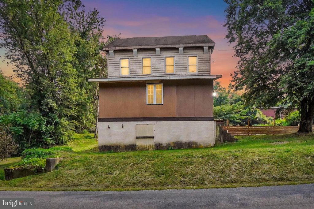 Photo of 450 River Drive, YORK HAVEN, PA 17370 (MLS # PAYK2087126)
