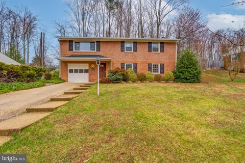 4721 Springbrook Drive, Annandale, VA MLS: VAFX2228748
