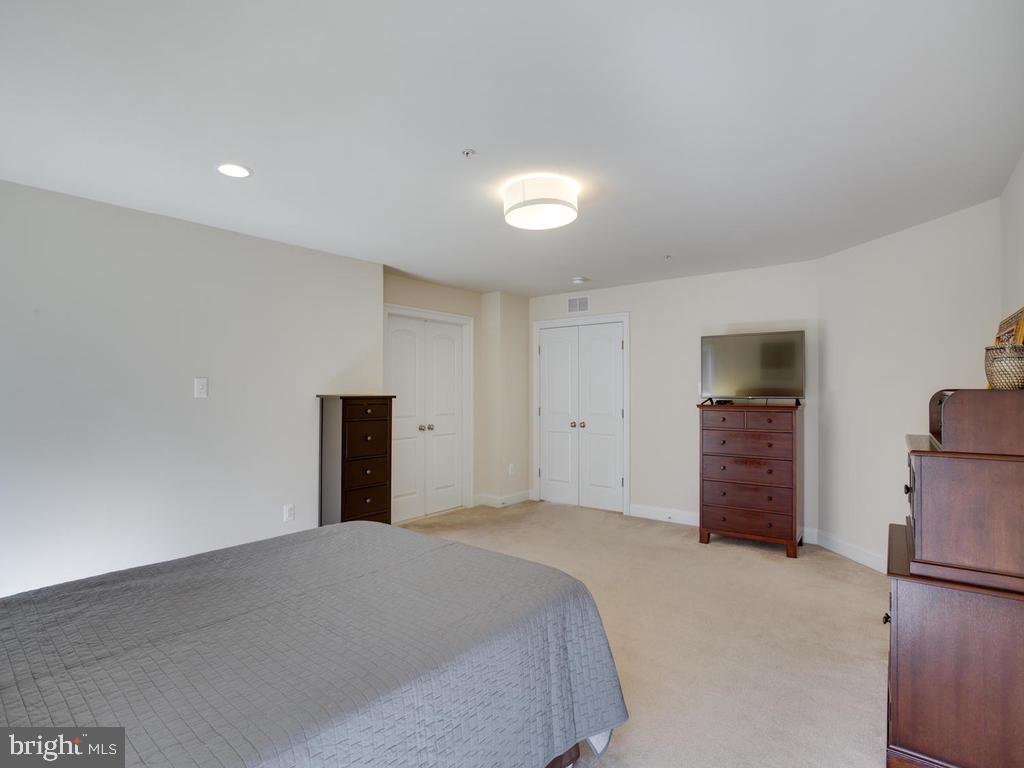 NORTH POINTE SUB - Residential