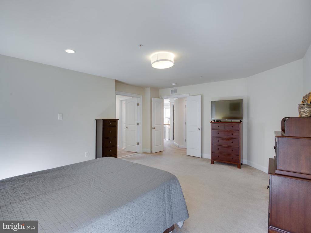 NORTH POINTE SUB - Residential