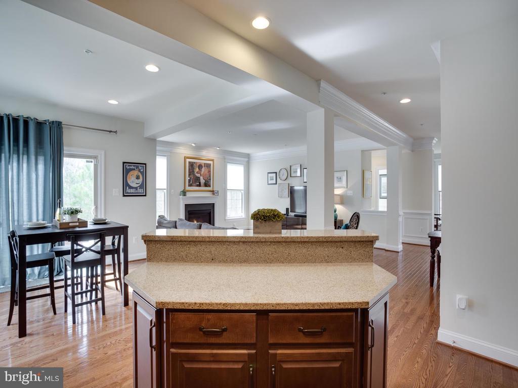 NORTH POINTE SUB - Residential