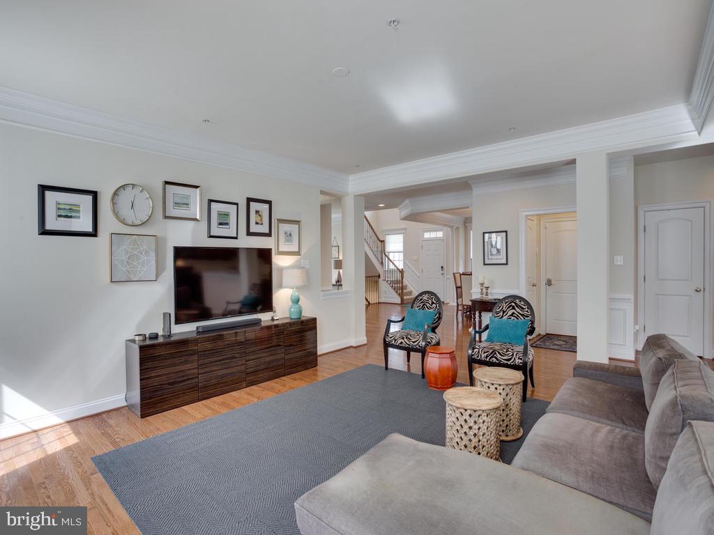 NORTH POINTE SUB - Residential