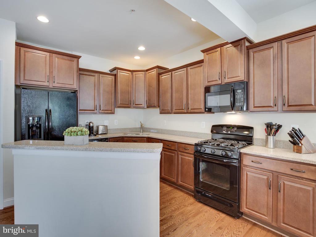 NORTH POINTE SUB - Residential