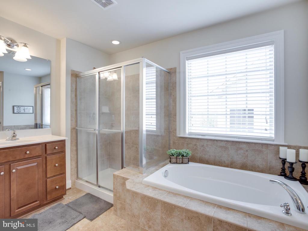 NORTH POINTE SUB - Residential