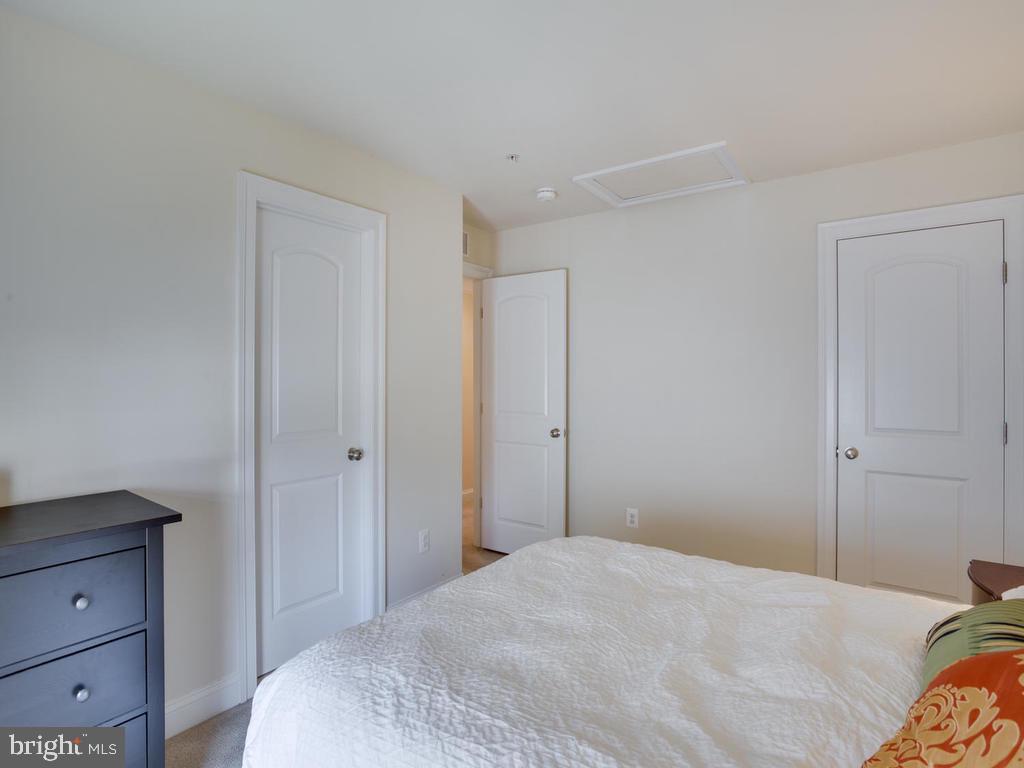 NORTH POINTE SUB - Residential