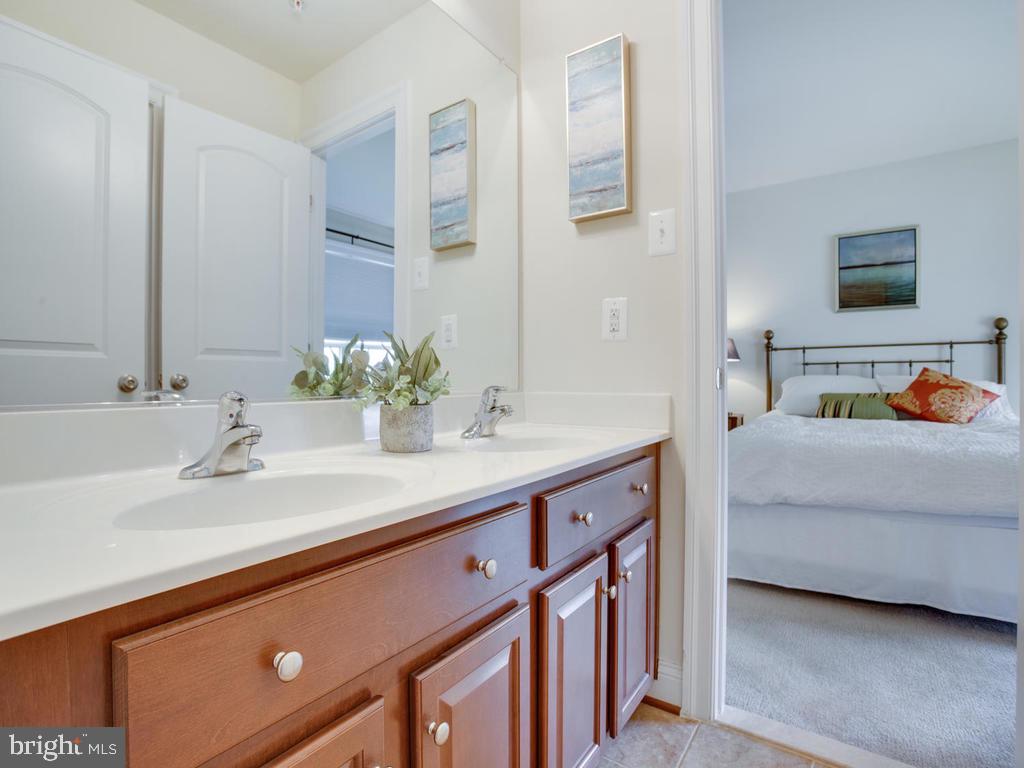 NORTH POINTE SUB - Residential