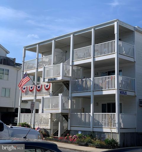 Condo For Sale - 5 36th Street #3<br/> OCEAN CITY, MD 21842