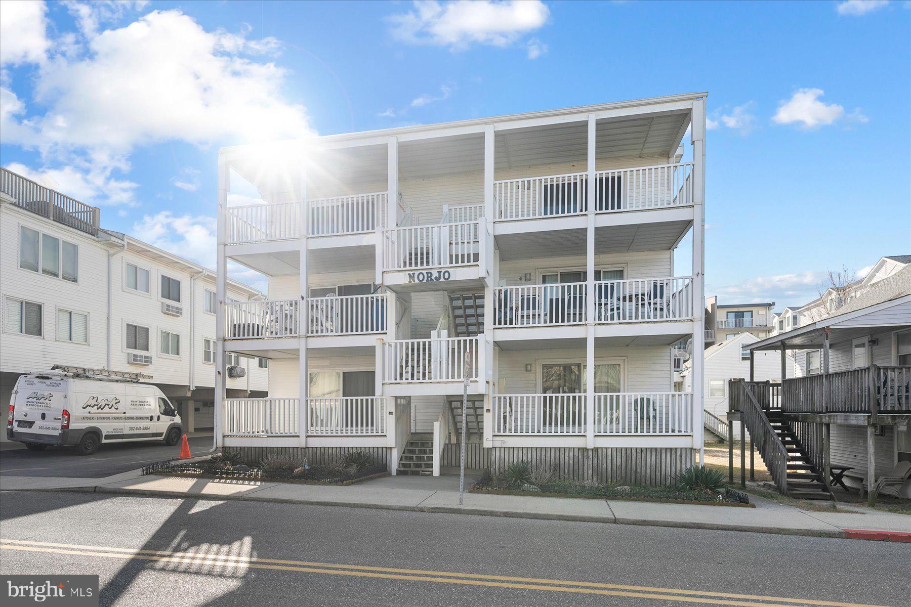 5 36TH STREET 3